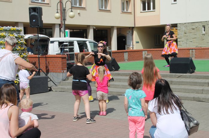 Zabawa na Wiślańskim rynku